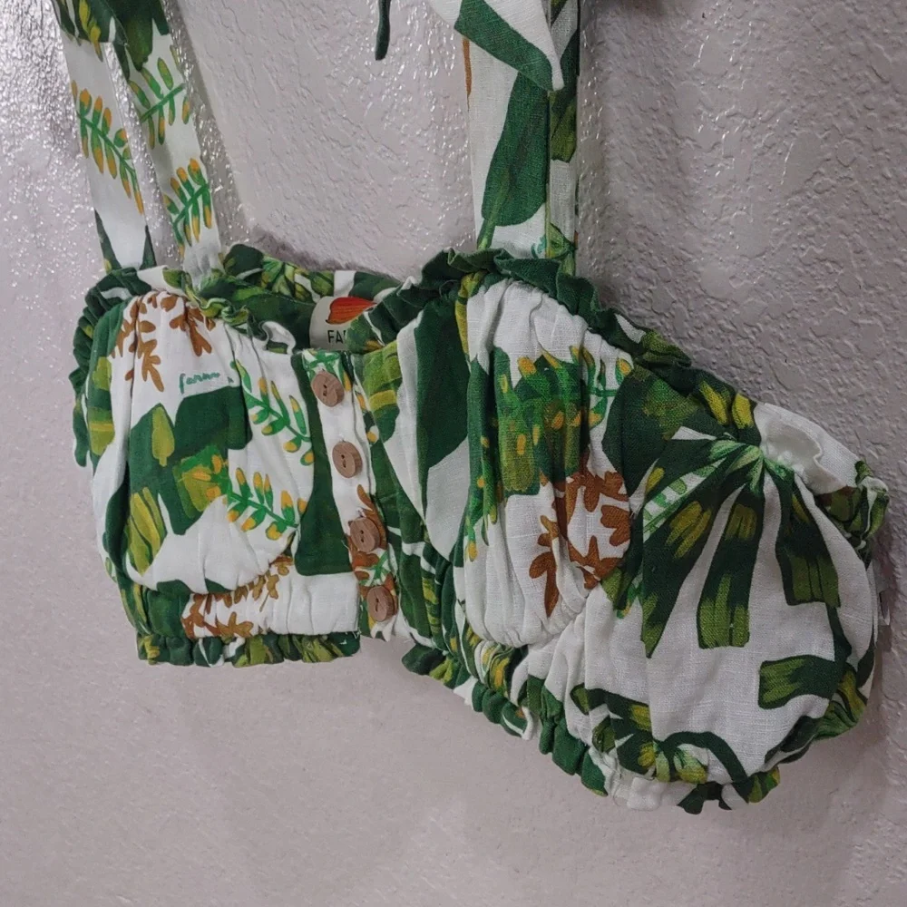 N/A stylish crop
